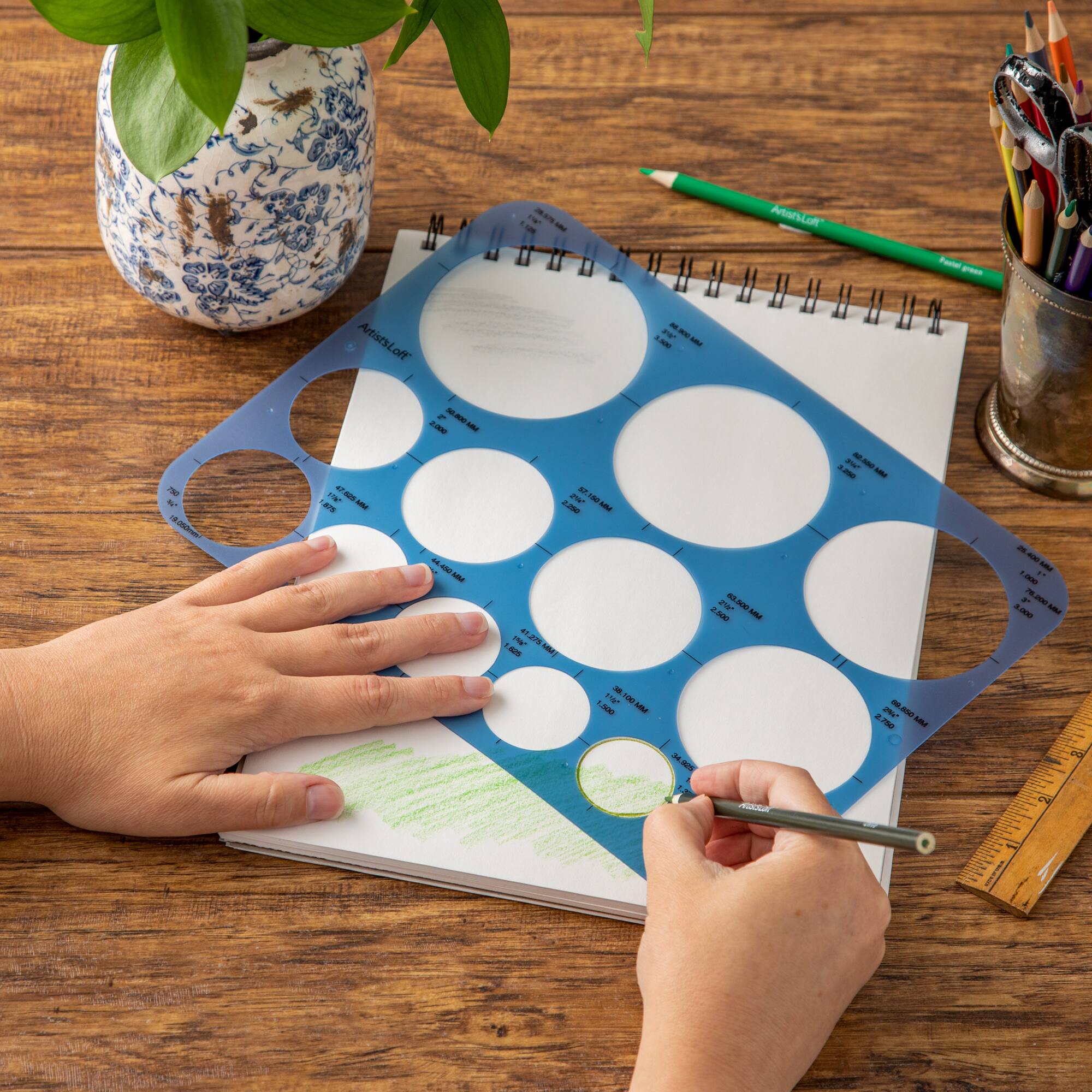 Jumbo Circle Template by Artist’s Loft®